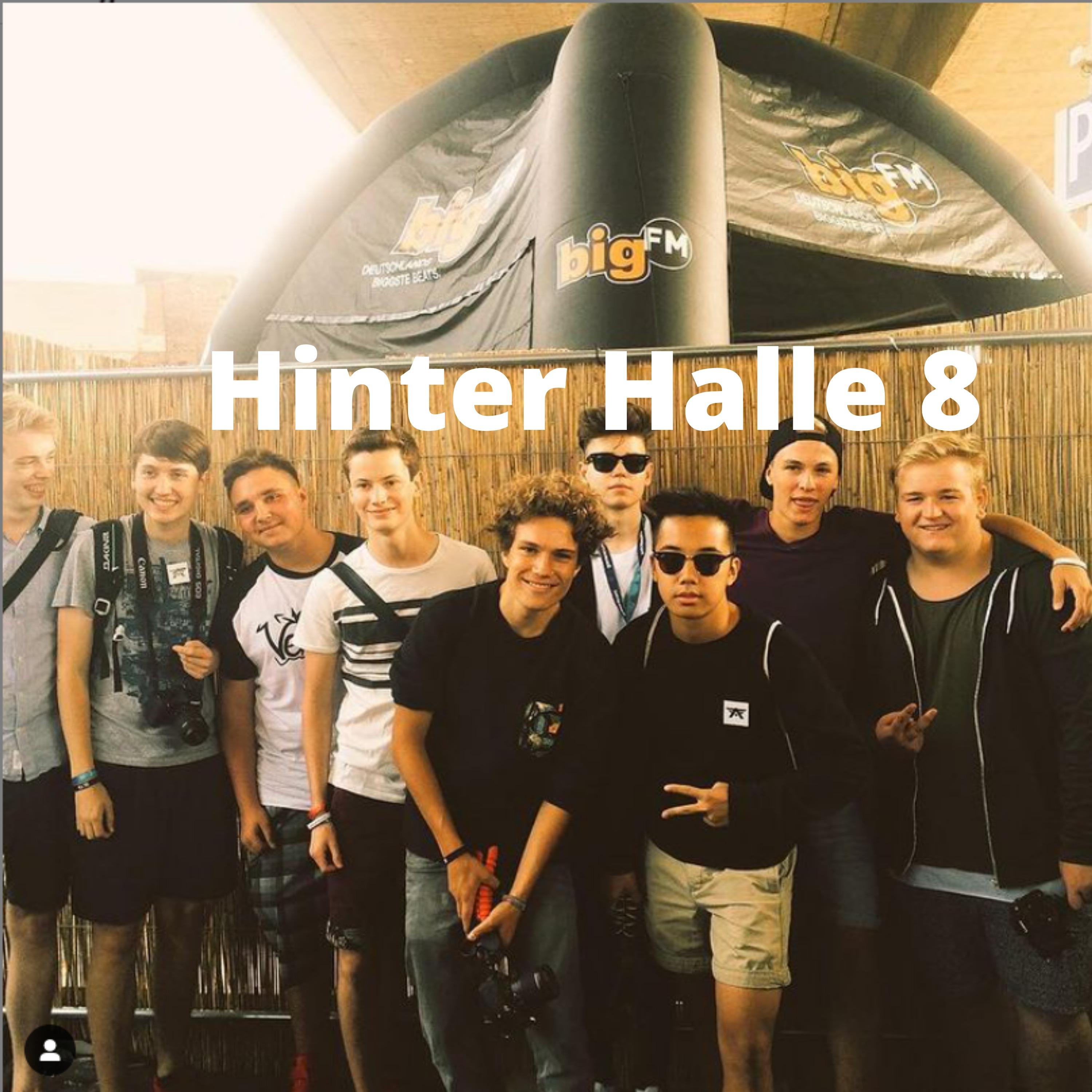 Hinter Halle 8